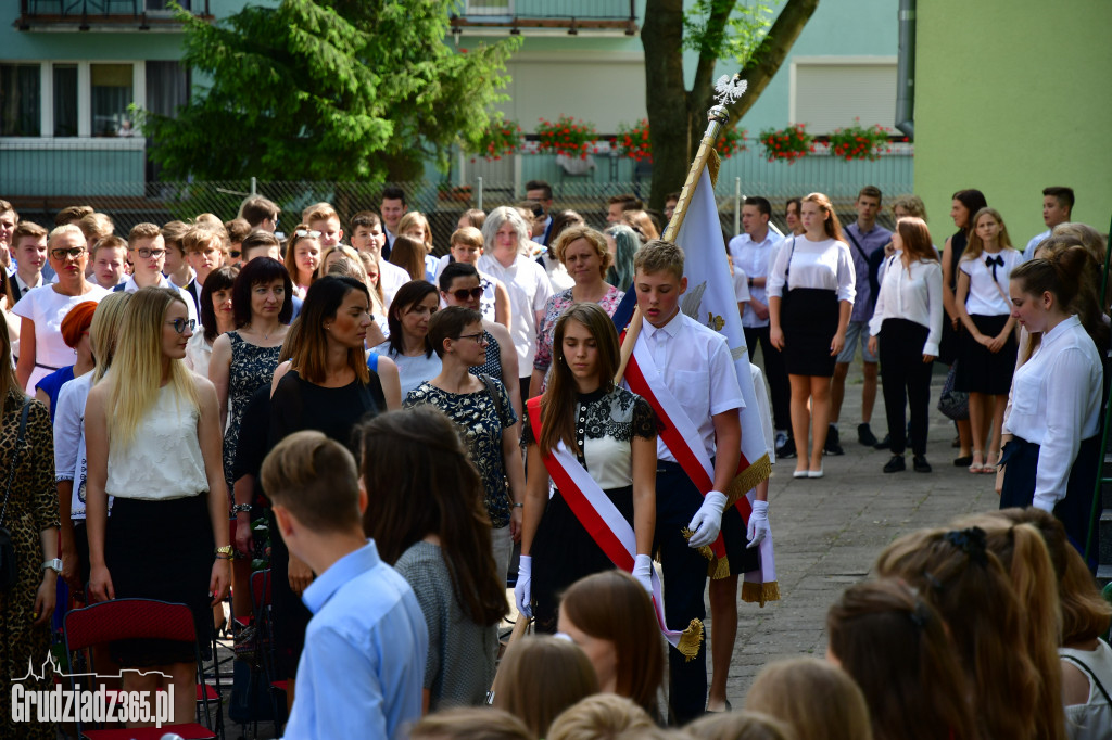 Uroczyste zakończenie roku szkolnego w SP16