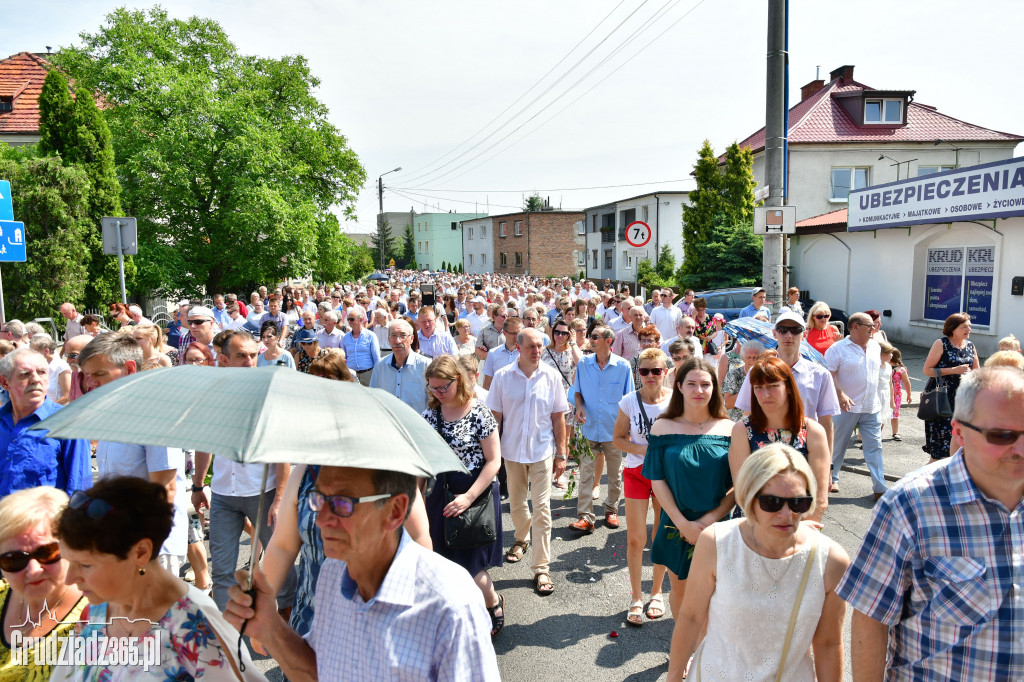 Procesja Bożego Ciała Parafii NSPJ w Grudziądzu