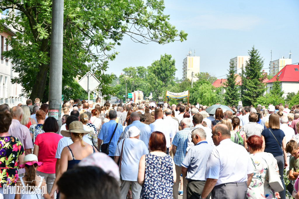 Procesja Bożego Ciała Parafii NSPJ w Grudziądzu