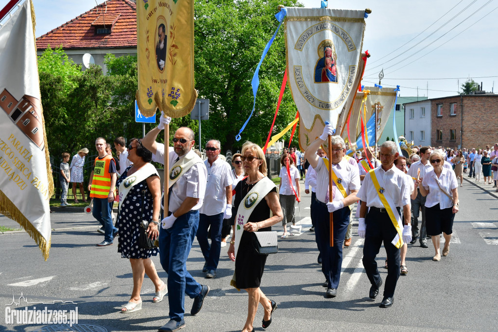Procesja Bożego Ciała Parafii NSPJ w Grudziądzu