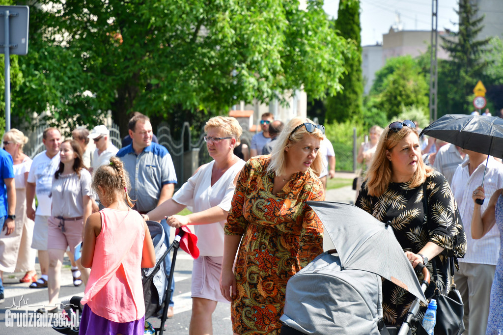 Procesja Bożego Ciała Parafii NSPJ w Grudziądzu