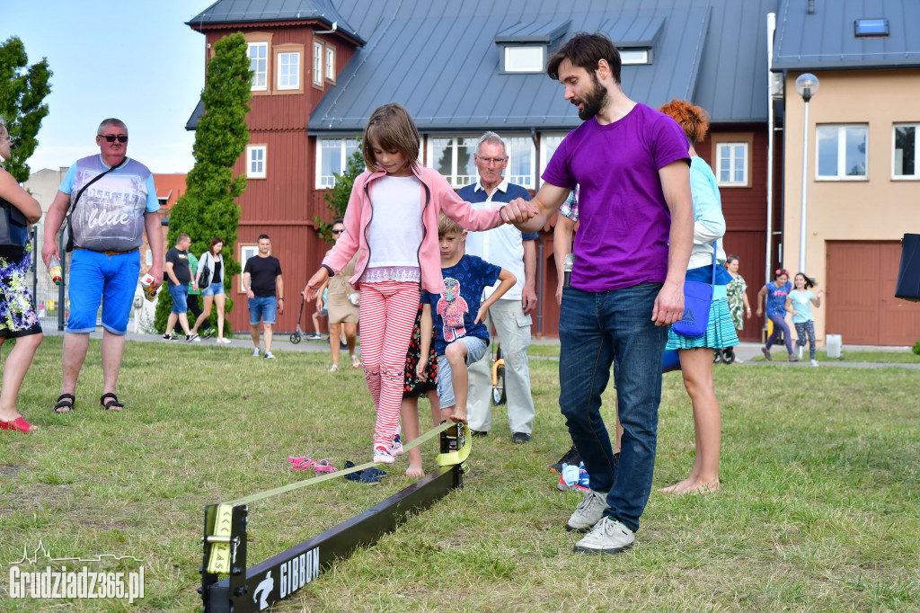 Pokaz Slackline w Grudziądzkiej Marinie
