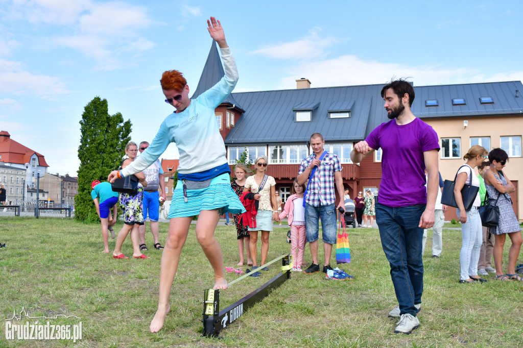 Pokaz Slackline w Grudziądzkiej Marinie