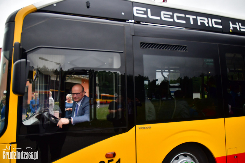 Prezentacja Autobusów Hybrydowych Volvo