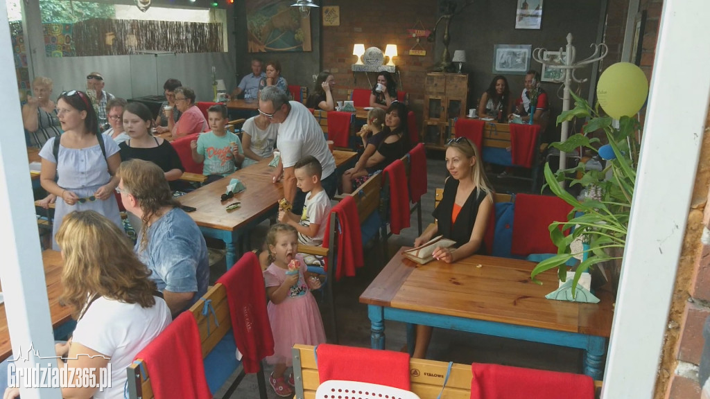 Setki osób na akcji charytatywnej dla Małgosi w Fado Cafe