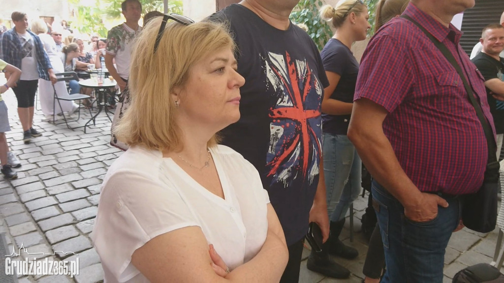 Setki osób na akcji charytatywnej dla Małgosi w Fado Cafe