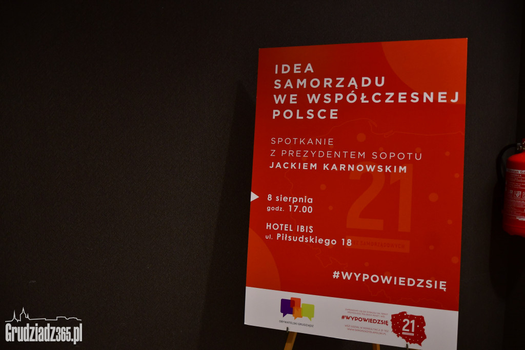 Spotkanie konsultacyjne- 21 tez samorządowych