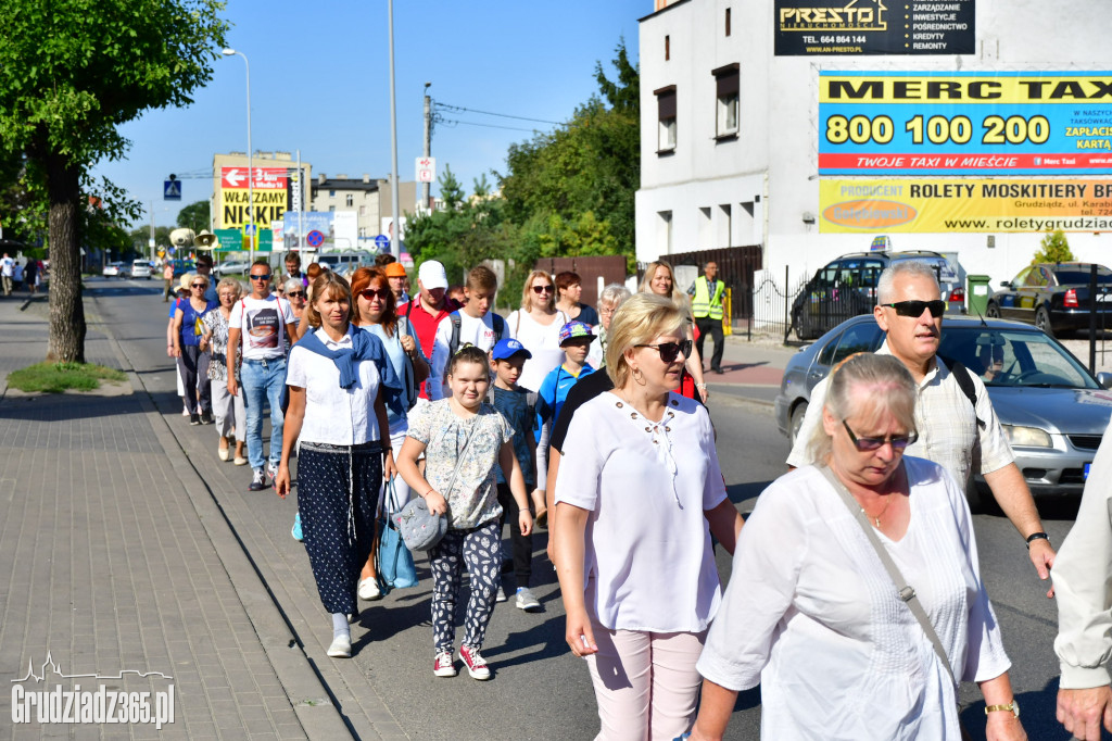 Piesza pielgrzymka do Sanktuarium w Mokrem