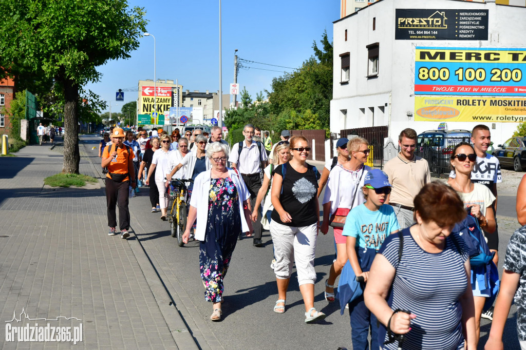 Piesza pielgrzymka do Sanktuarium w Mokrem