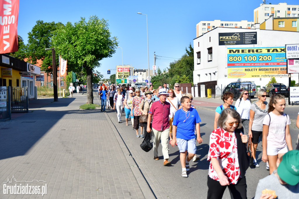 Piesza pielgrzymka do Sanktuarium w Mokrem