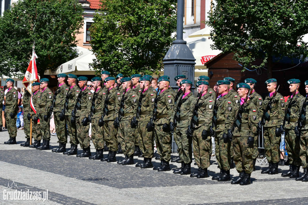 Obchody Święta Wojska Polskiego- fotorelacja