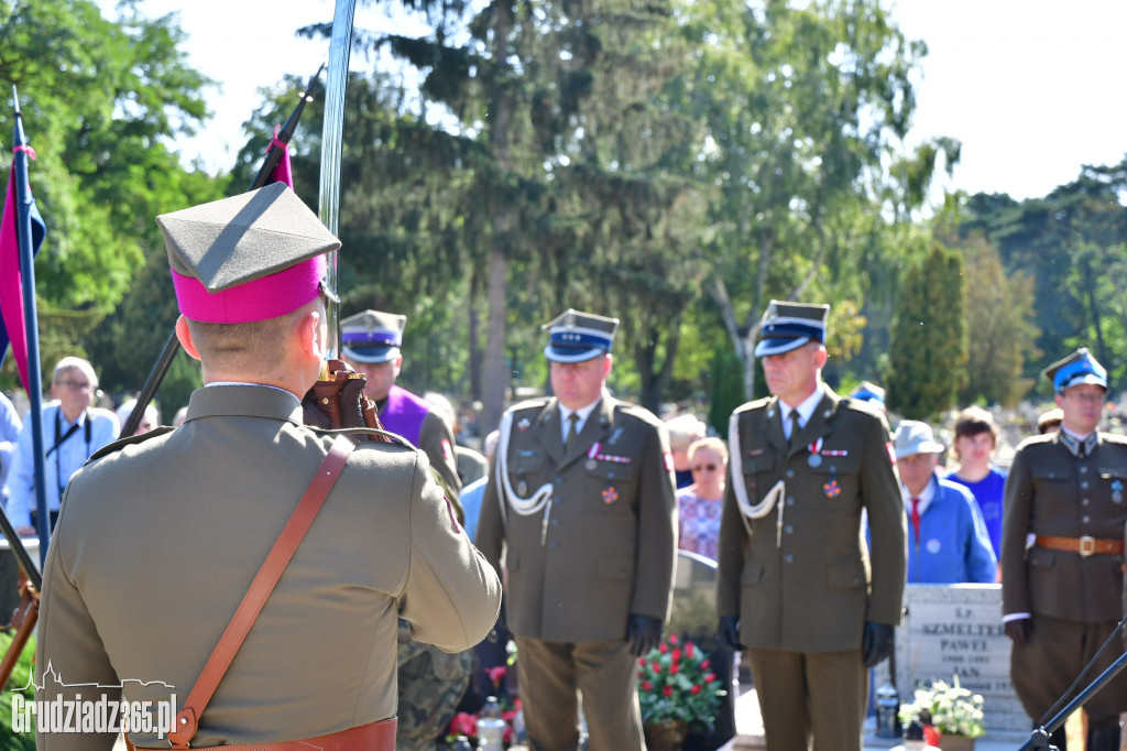 Uroczystości przy grobie płk. Zbigniewa Makowieckiego