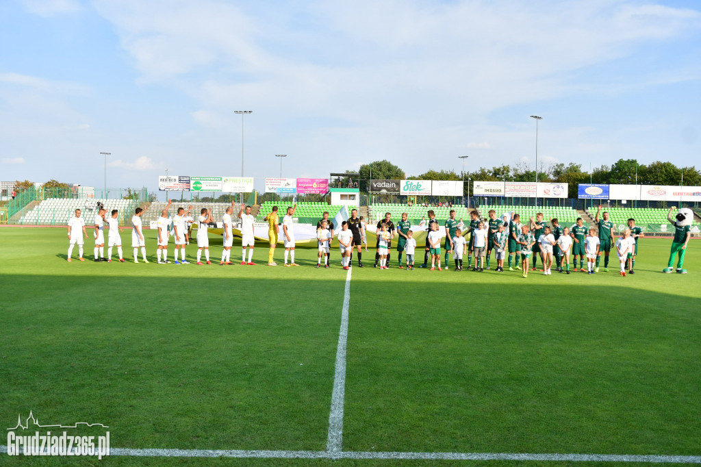 Olimpia Grudziądz wygrywa z Wartą Poznań