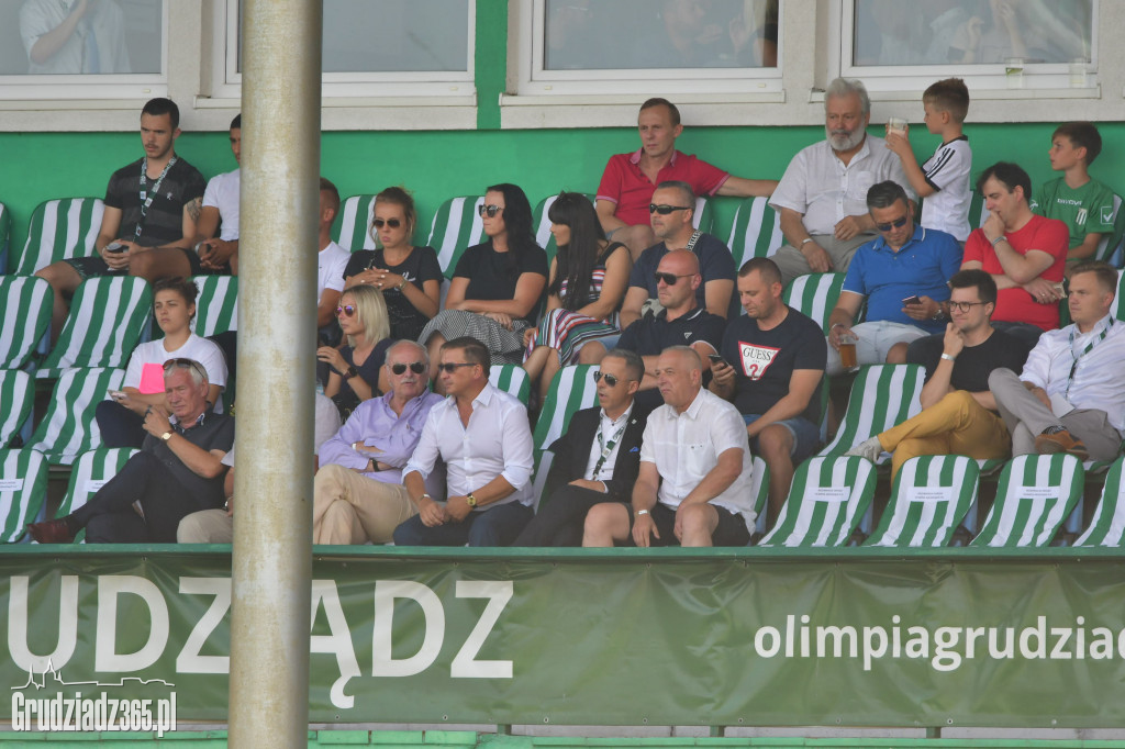 Olimpia Grudziądz wygrywa z Wartą Poznań