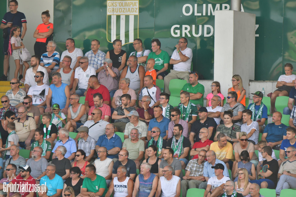 Olimpia Grudziądz wygrywa z Wartą Poznań