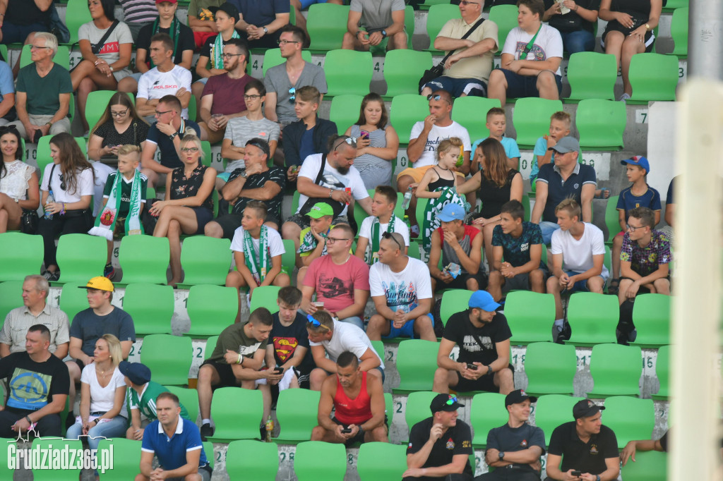 Olimpia Grudziądz wygrywa z Wartą Poznań