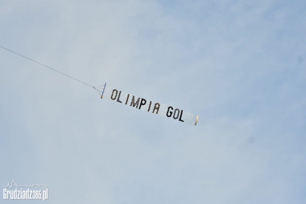 Olimpia Grudziądz wygrywa z Wartą Poznań