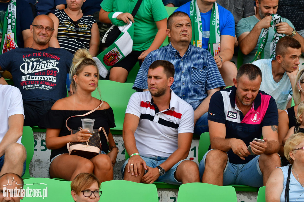 Olimpia Grudziądz wygrywa z Wartą Poznań