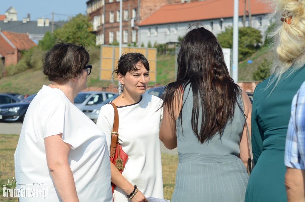 Wielkie sadzenie Drzewek Przyjaźni