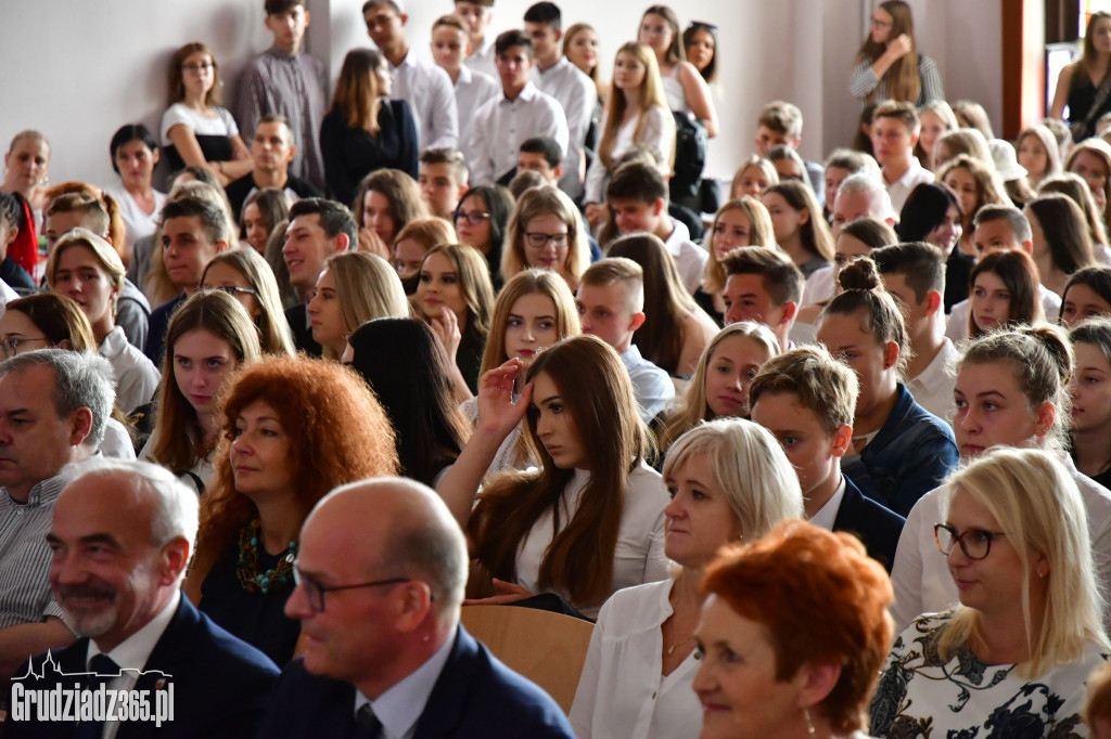 Inauguracja roku szkolnego w 4LO