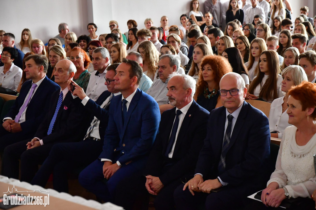Inauguracja roku szkolnego w 4LO