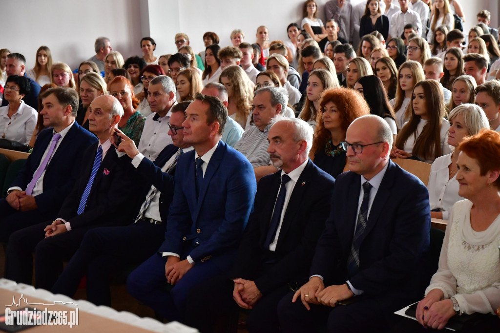 Inauguracja roku szkolnego w 4LO