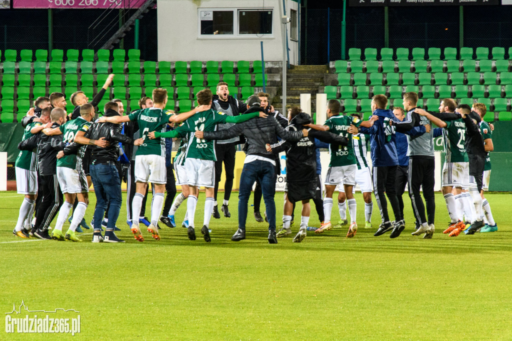 Olimpia Grudziądz wygrywa z Termalicą