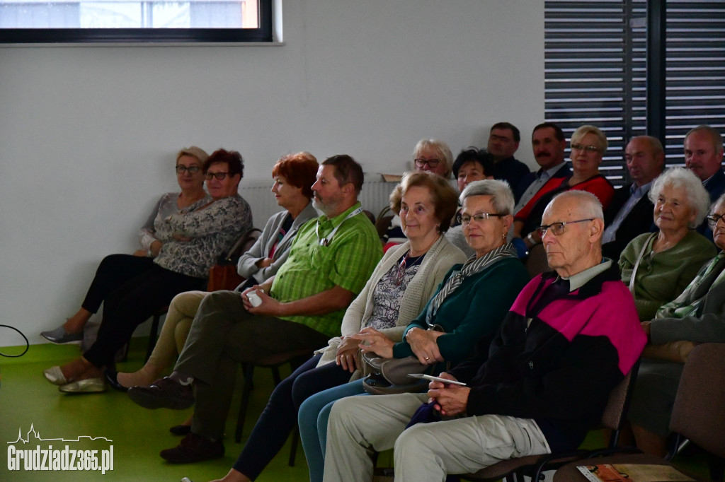 Klub Podróżników z ks. Tomaszem Zmudą-Trzebiatowskim