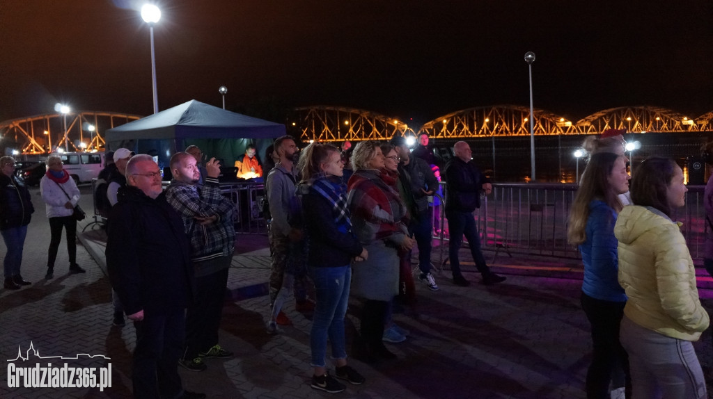 Wojtek Cugowski wraz z zespołem na Marinie