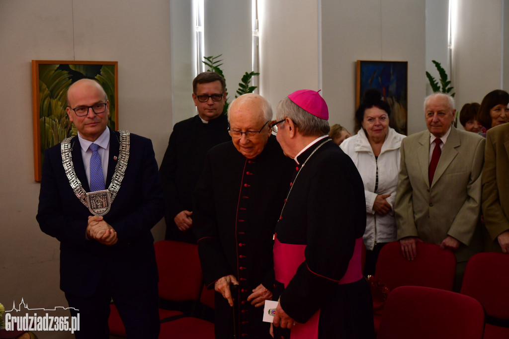 Wręczenie nagrody Pasierba- Fotorelacja