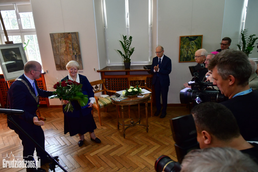 Wręczenie nagrody Pasierba- Fotorelacja