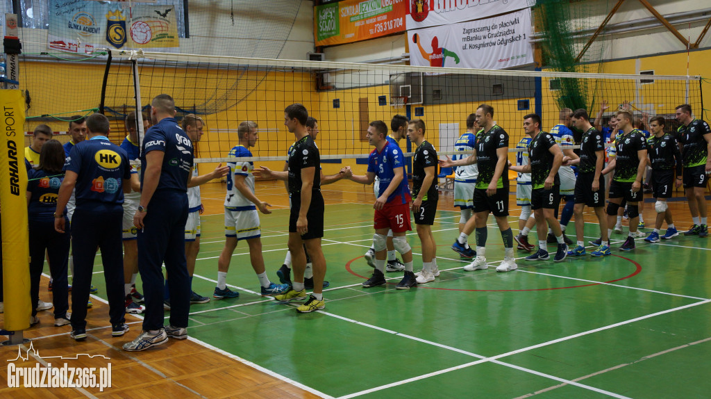 KS Stal wygrywa na Mniszek Arenie