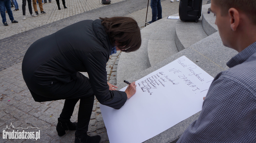 Protest mieszkańców w sprawie szpitala