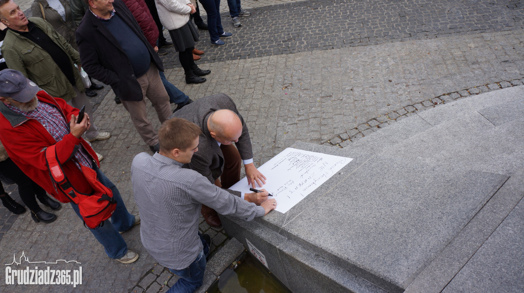 Protest mieszkańców w sprawie szpitala
