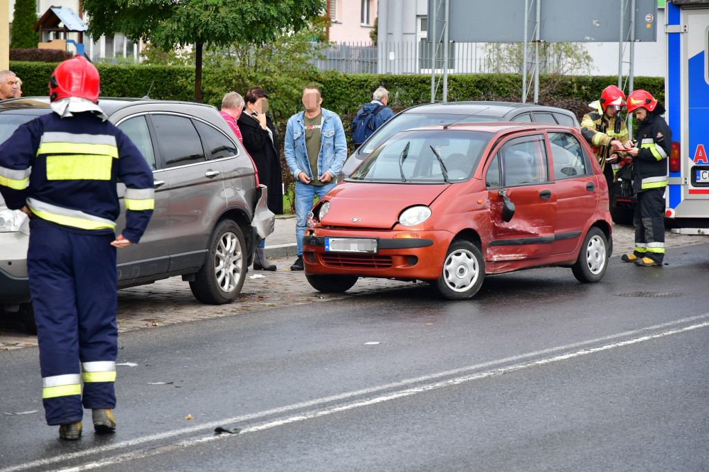 Zdarzenie drogowe na ul Poniatowskiego