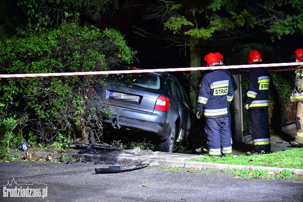 Zderzył się z płotem i uciekł z miejsca zdarzenia