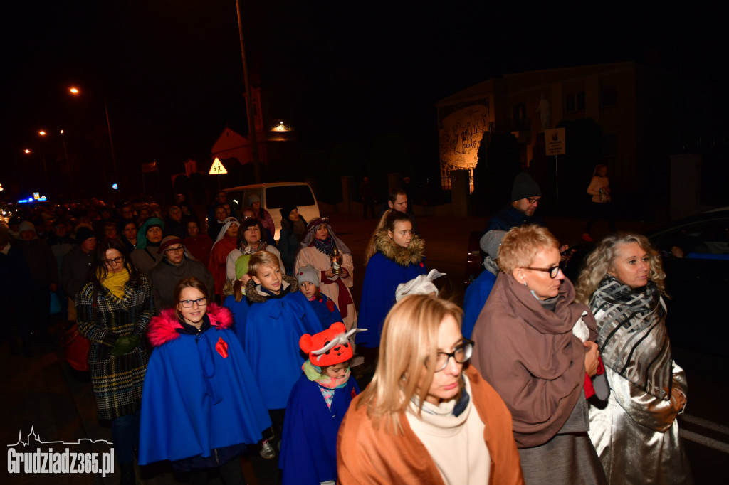Pochód Wszystkich Świętych w parafii NSPJ