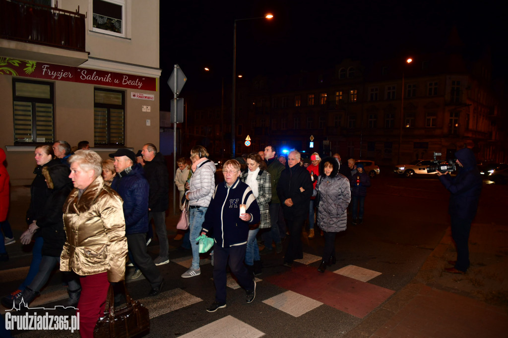 Pochód Wszystkich Świętych w parafii NSPJ
