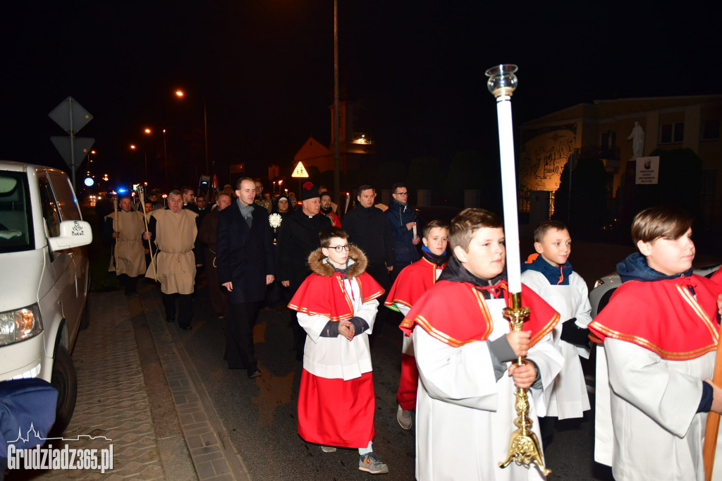 Pochód Wszystkich Świętych w parafii NSPJ