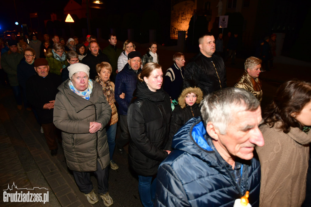 Pochód Wszystkich Świętych w parafii NSPJ