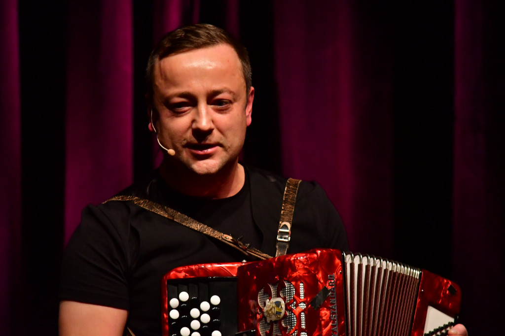 Muzyczny Stand-up Czesława Mozila