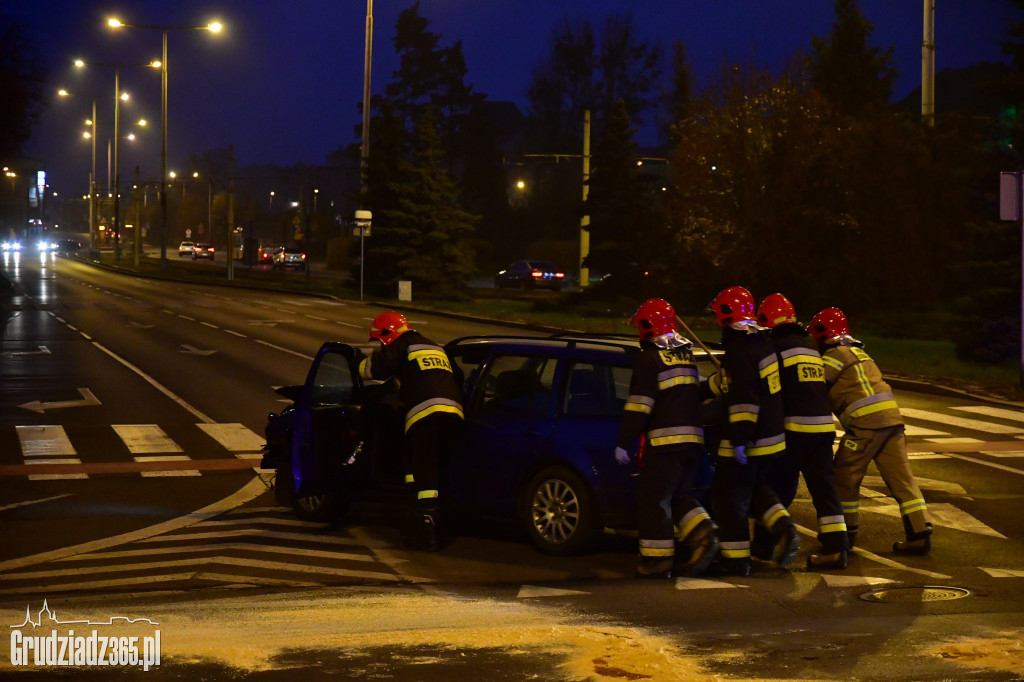 Kolizja na skrzyżowaniu Al 23 Stycznia i Focha