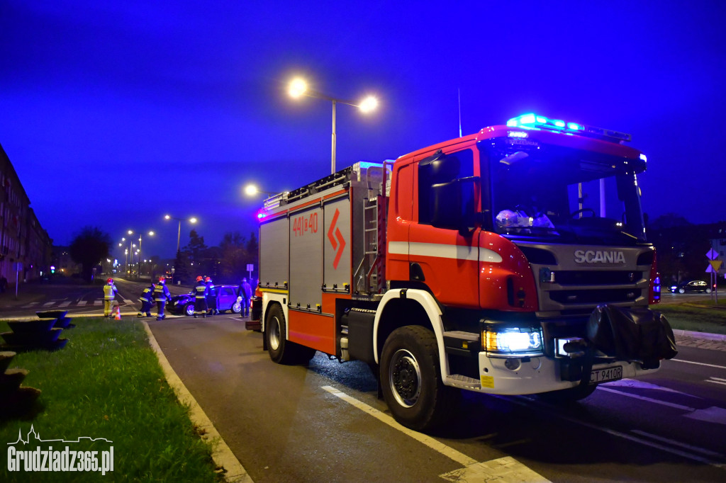 Kolizja na skrzyżowaniu Al 23 Stycznia i Focha