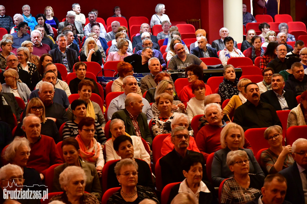 Don Vasyl z zespołem zagrał w Teatrze