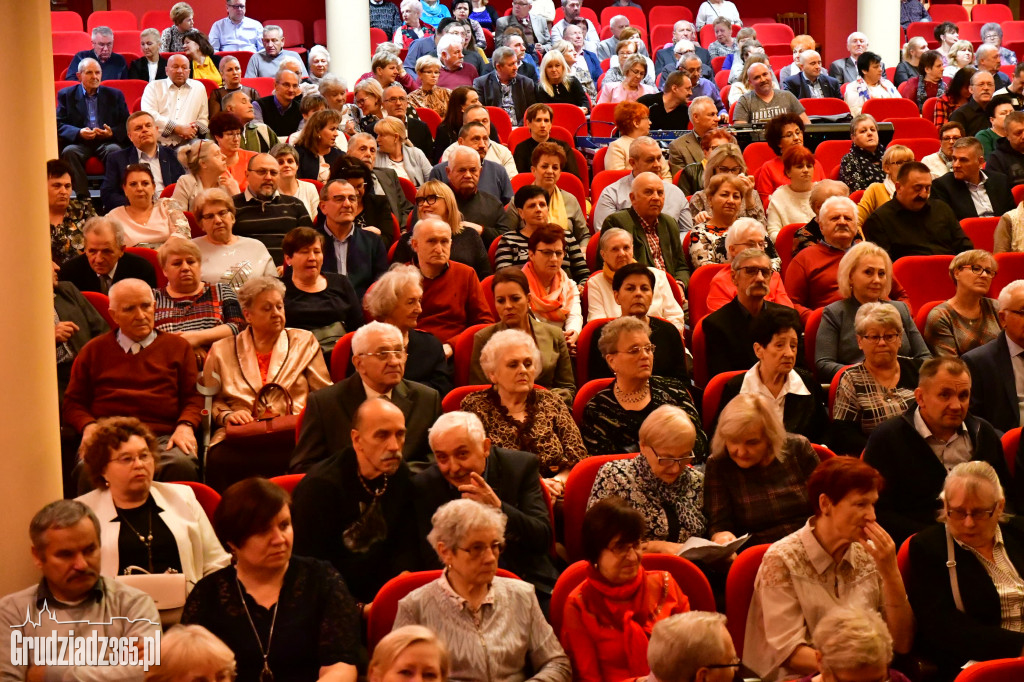 Don Vasyl z zespołem zagrał w Teatrze