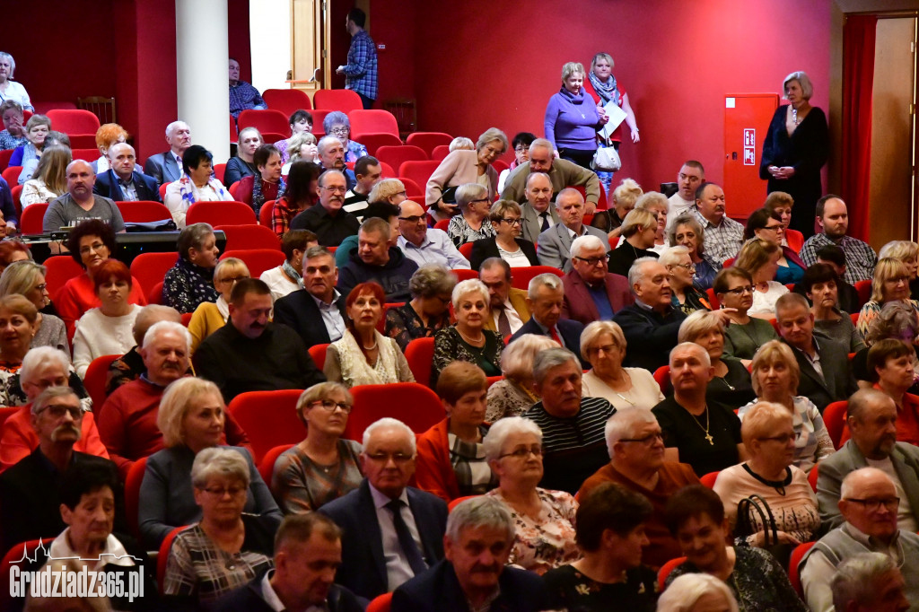 Don Vasyl z zespołem zagrał w Teatrze