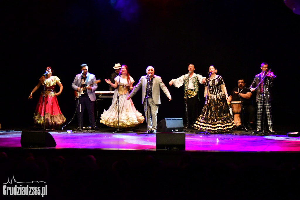 Don Vasyl z zespołem zagrał w Teatrze