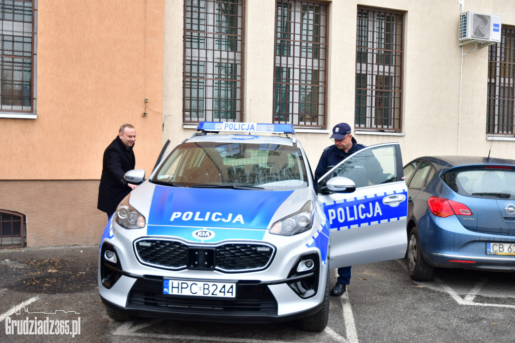 Nowe auto dla grudziądzkiej komendy