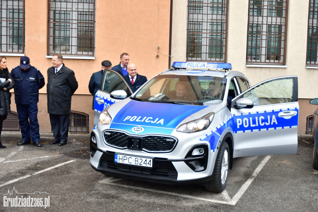 Nowe auto dla grudziądzkiej komendy