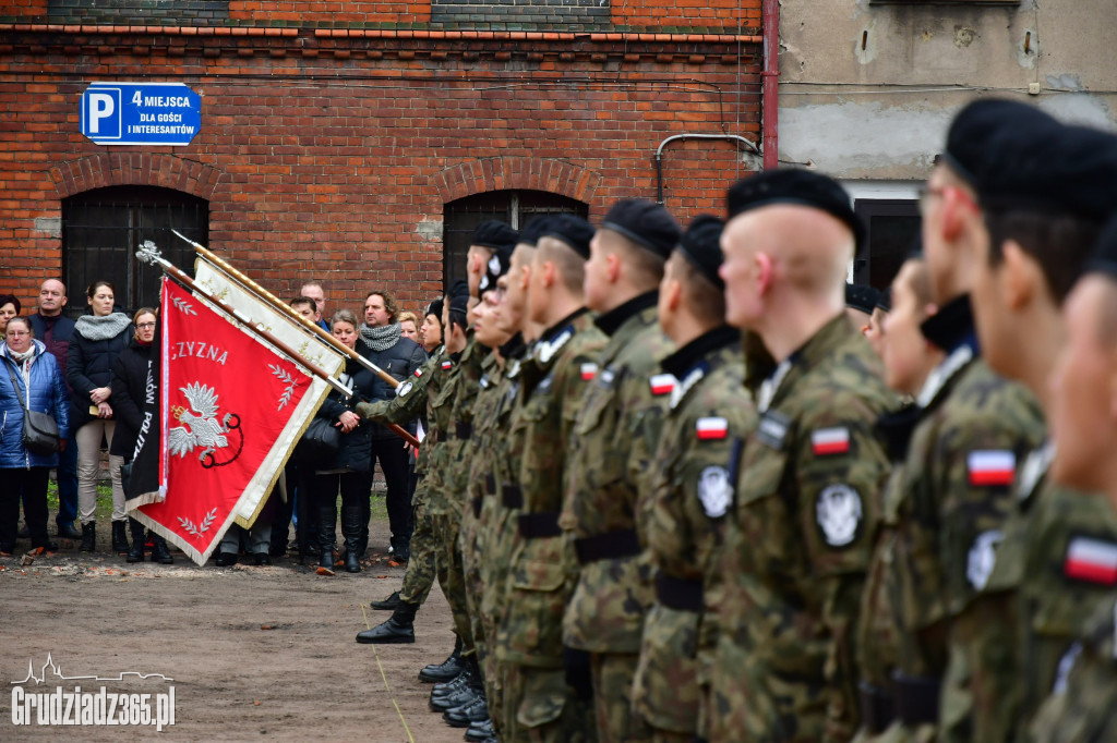 Przysięga Strzelców z III LO w Grudzidzu- foto